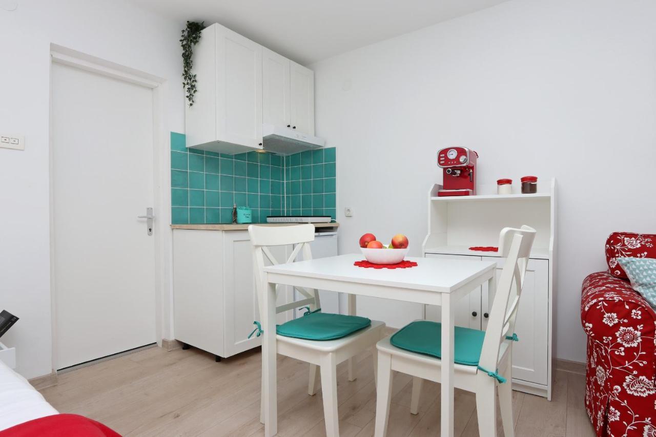 Sha La La - Charming, Unique Studio In A Historic Building Next To A Castle, Wifi, Smart Tv, Washer-Dryer باكار المظهر الخارجي الصورة